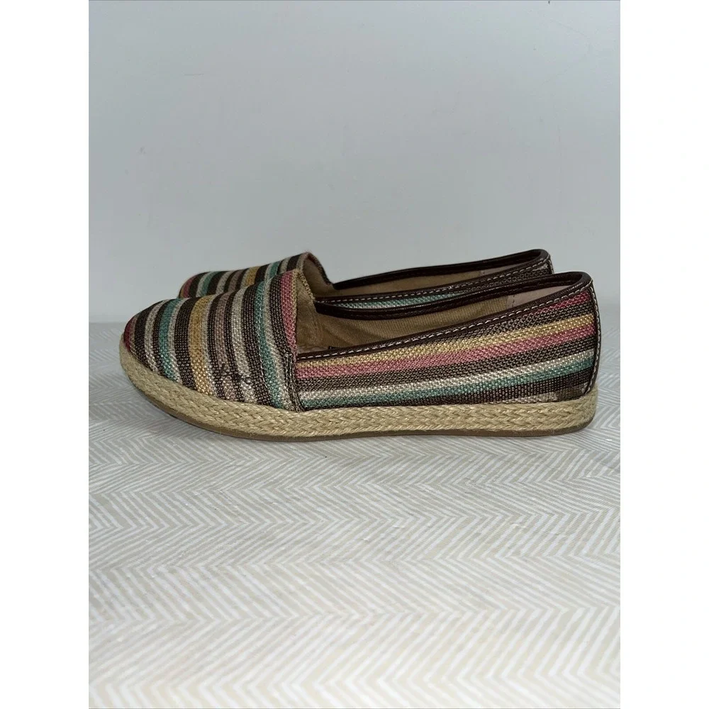 BOC Born Womens Franki Espadrille Flats Sz 6M Striped Slip On Shoes Comfort 90's